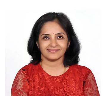 Gayathiri Dayanand, expert in holistic healing and energy therapy at Satvat Holistics Chennai