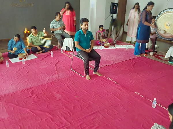 Organizers deliver gong wellness sessions in city locations to provide stress relief & inner balance