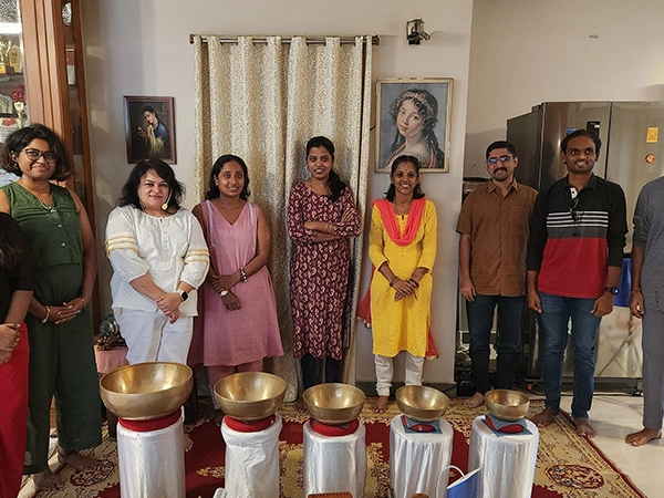 Therapists lead  holistic gong healing session to balance the body’s energy & improve mental health