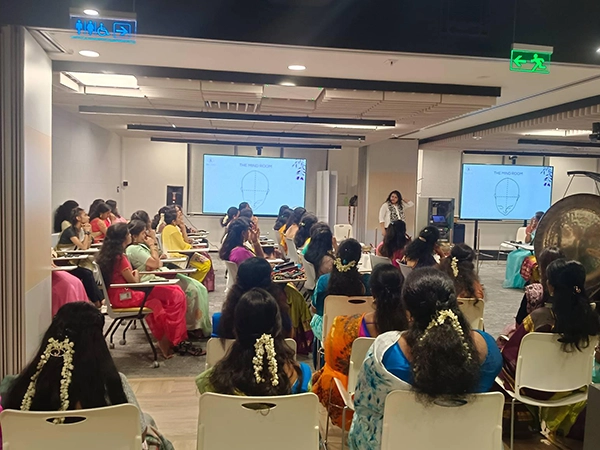 Mind room sound healing designed to deeply relax the mind and restore emotional balance.