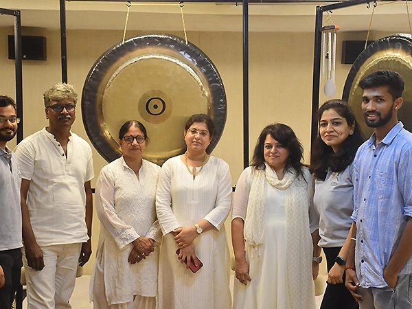 Spiritual atmosphere and tranquil expressions from the Satvat Dhwani Nidra meditation session