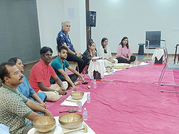 Group sound healing journeys in Chennai bringing unity & collective peaceful experiences.
